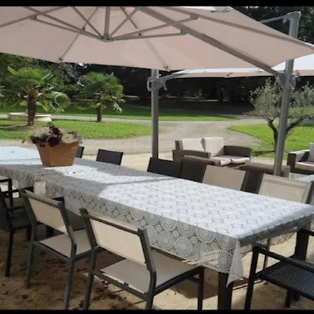 Holiday home Very Spacious And Luxurious On Quiet Estate 1880 With Pool *