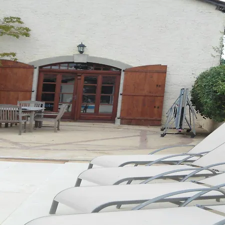 Holiday home Very Spacious And Luxurious On Quiet Estate 1880 With Pool *